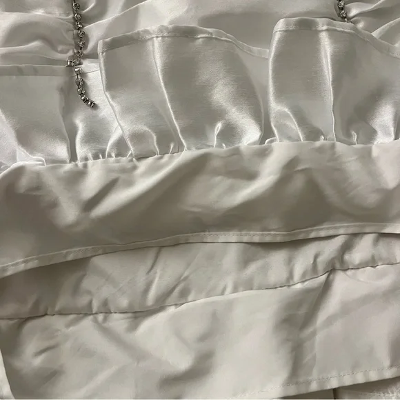 Short Mermaid shape skirt white - Picture 4 of 7